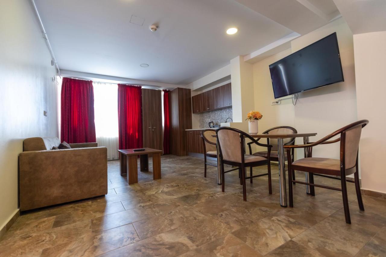 Sir Fundeni Tower 3* Bucarest
